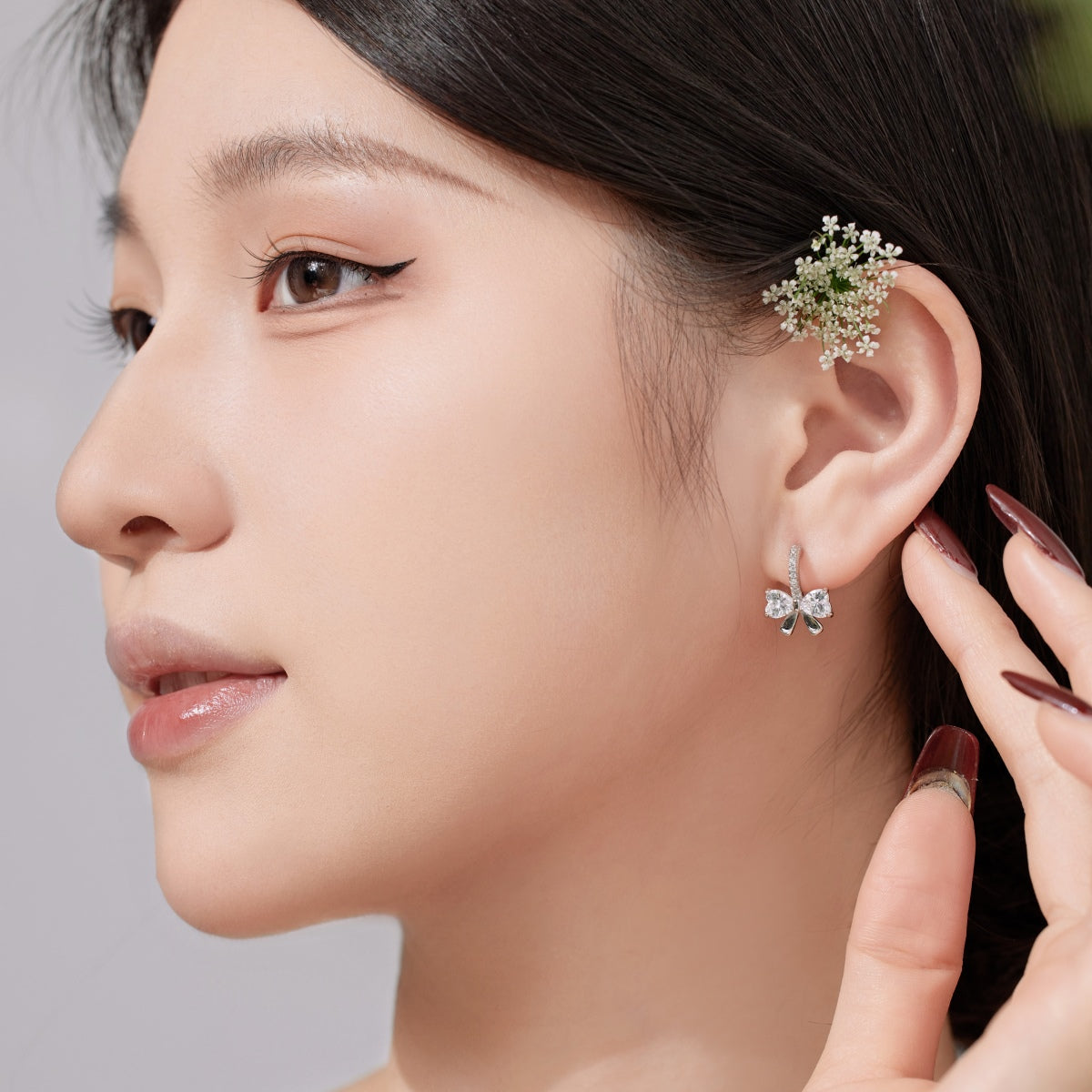 [Rose Jewels]Exquisite Earrings With Heart-Shaped Bow Design