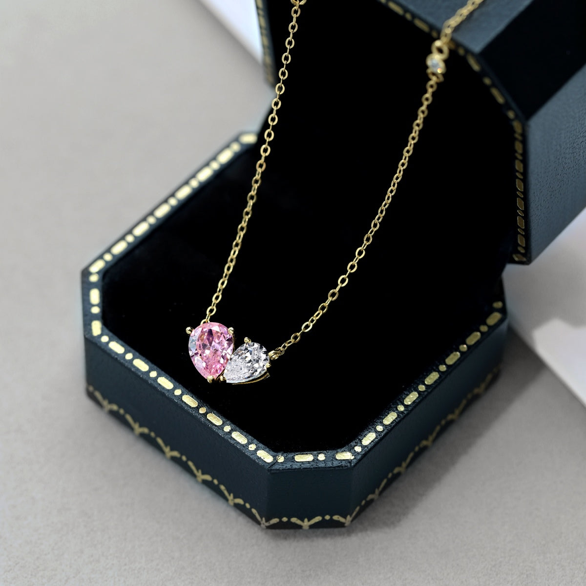 [Rose Jewels]Unique Heart Shape Necklace