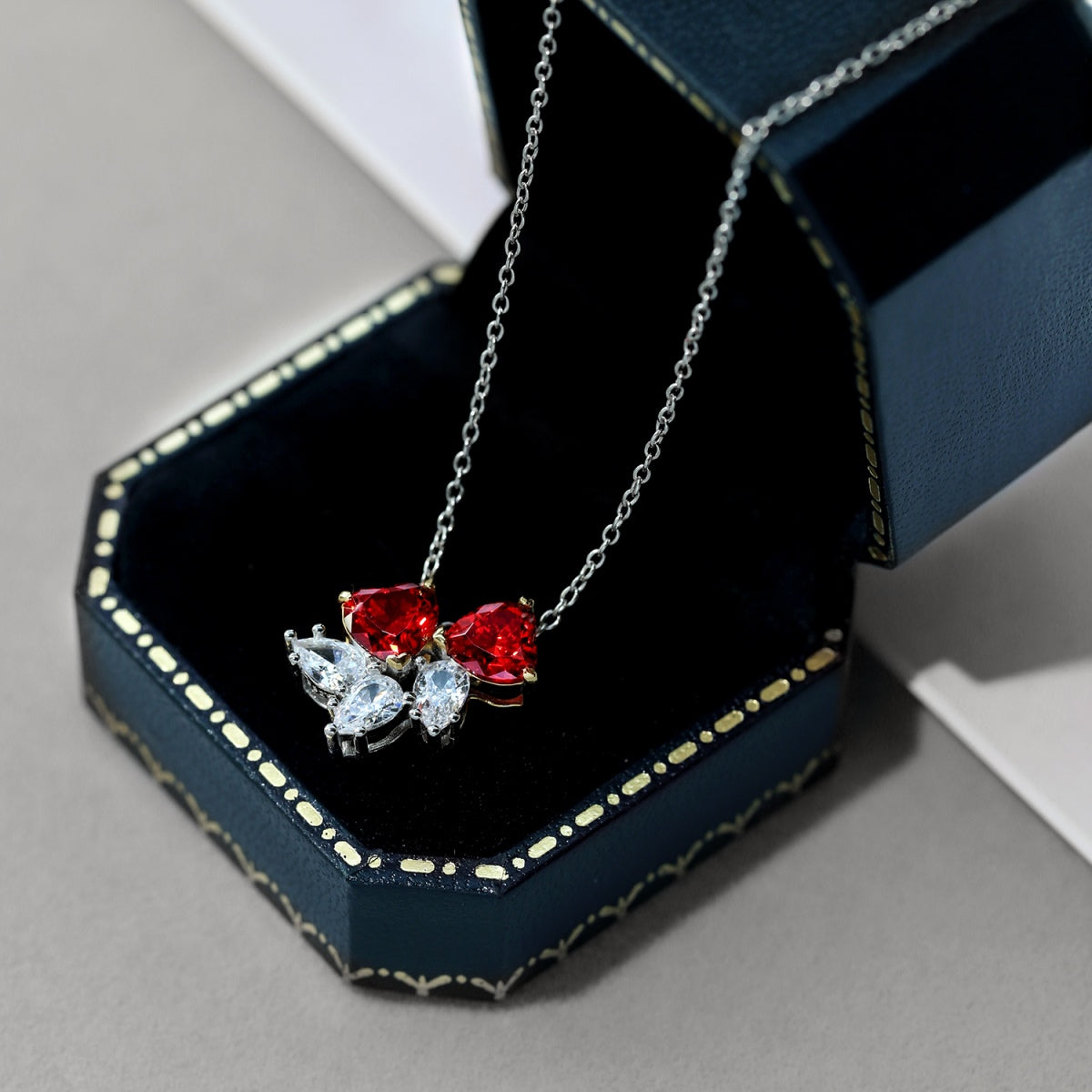 [Rose Jewels]Dainty Red Heart Necklace