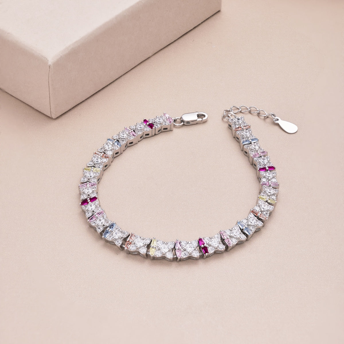 [Rose Jewels]Unique Colorful Flower Shape Daily Bracelet