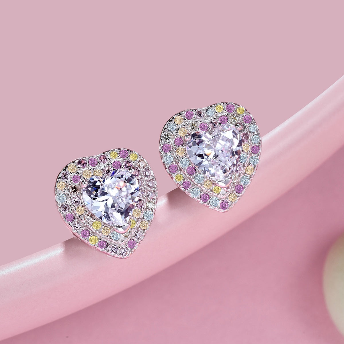 [Rose Jewels]Dazzling Heart Shape Lover Earrings