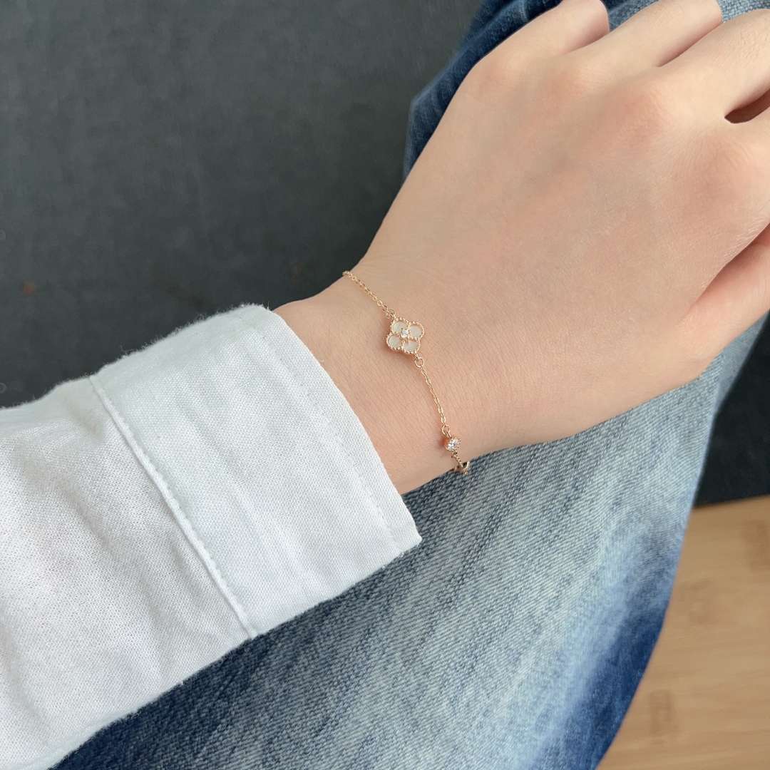 [Rose Jewels]Delicate Four Leaf Clover Bracelet