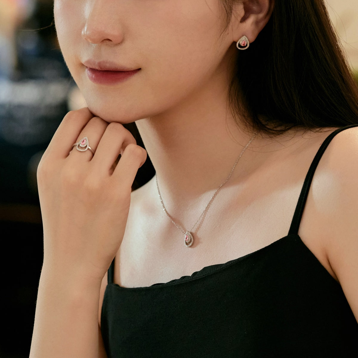 [Rose Jewels]Sparkling Pear Cut Necklace