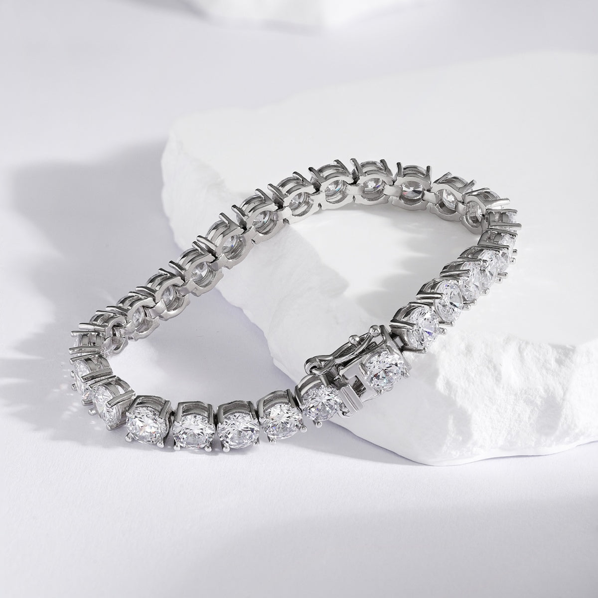 [Rose Jewels]0.75 Carat Dazzling Round Cut Wedding Bracelet