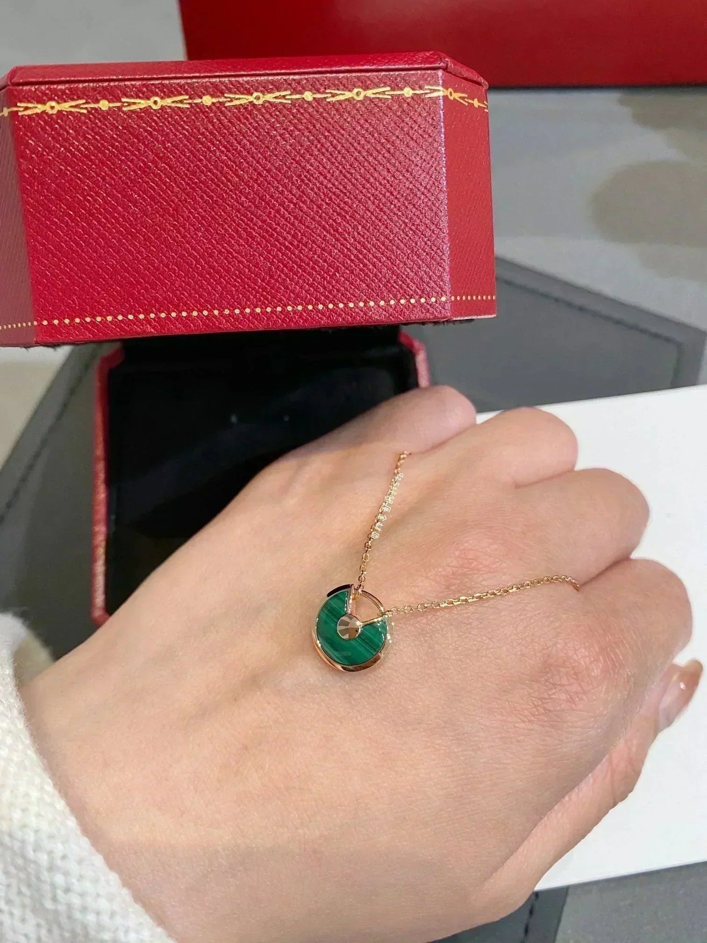 [ROSE]AMULETTE ROSE GOLD MALACHITE NECKLACE