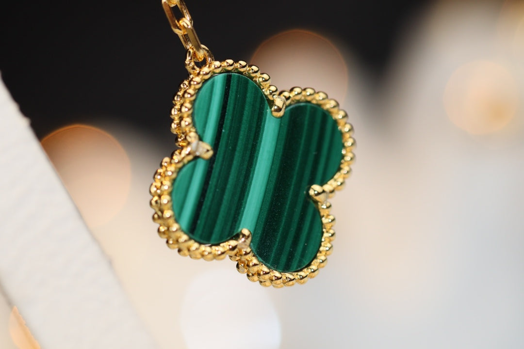 [ROSE]CLOVER EARRINGS GOLD MALACHITE DIAMOND 3 MOTIF