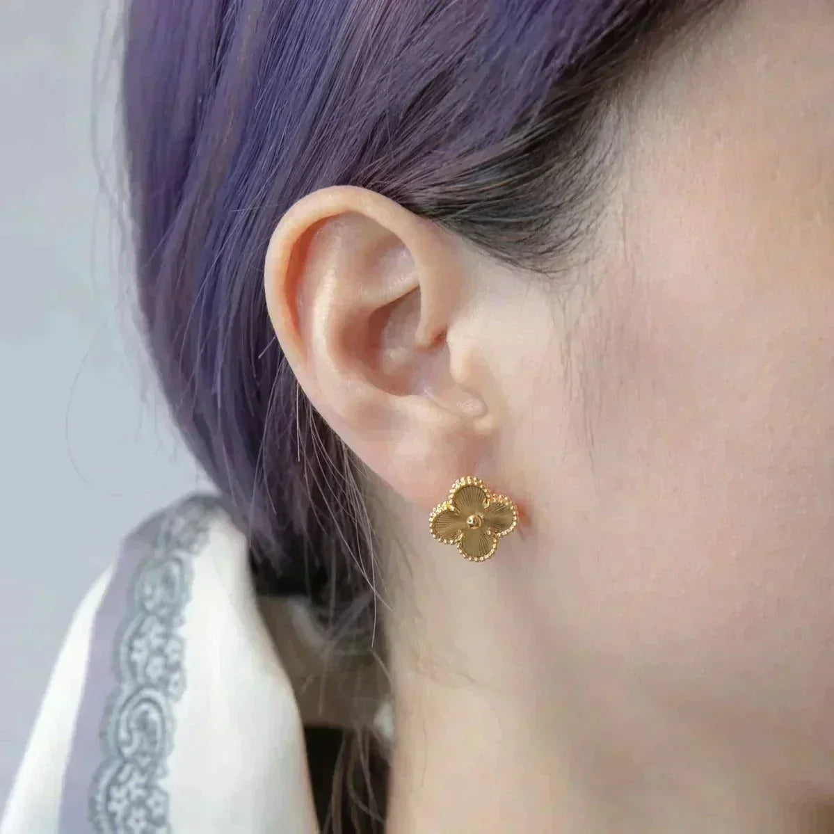 [ROSE]CLOVER MEDIUM 1 MOTIFS LASER EARRINGS