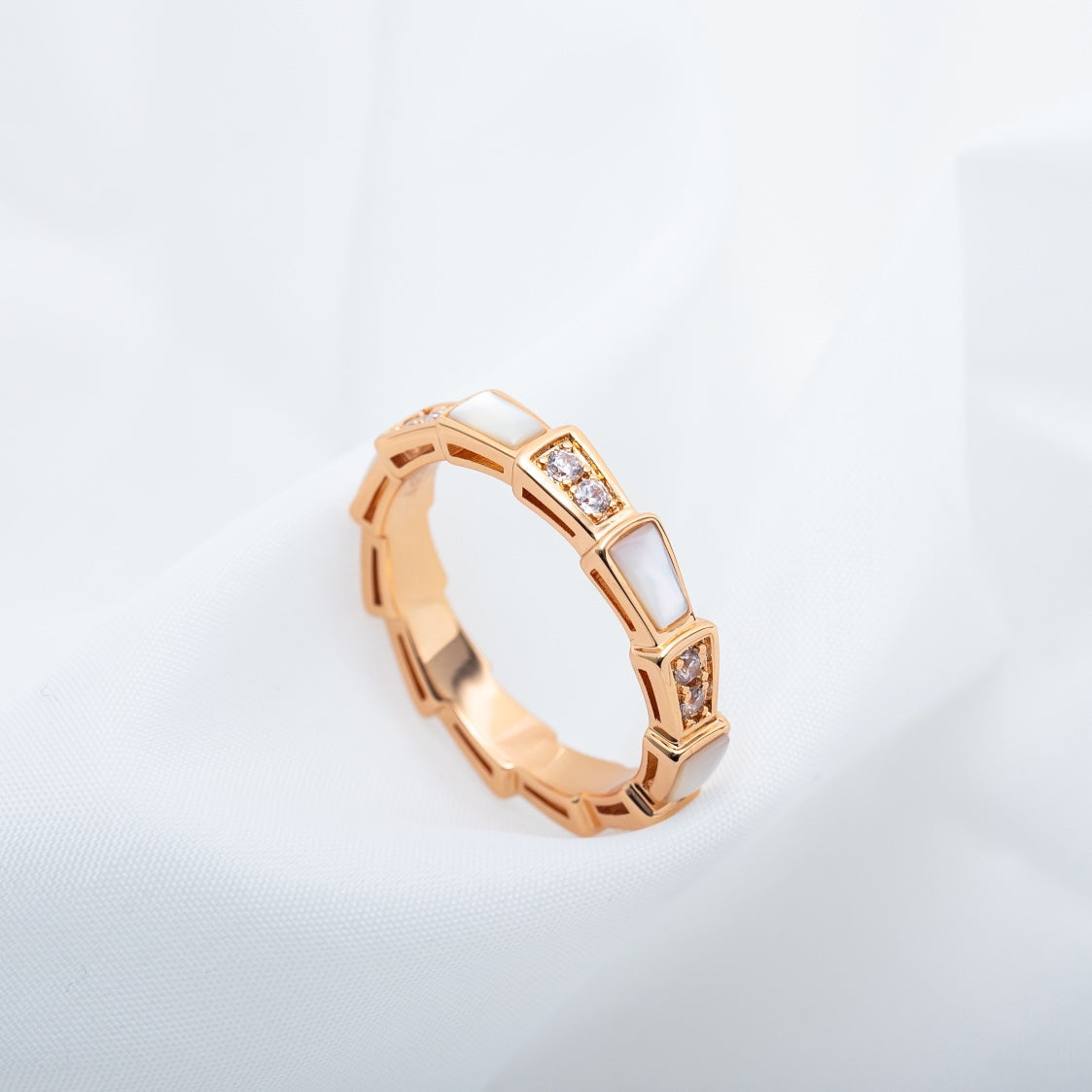 [Rose Jewels]SERPENTI RING ROSA GOLD DIAMANT MOP 3MM