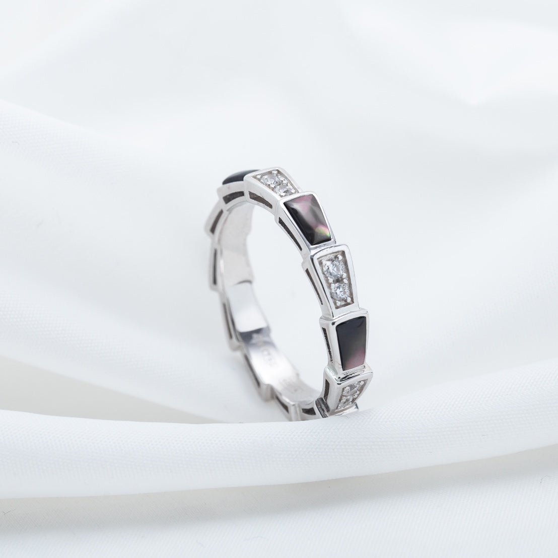 [Rose Jewels]SERPENTI RING SILBER DIAMANT SCHWARZ MOP 3MM