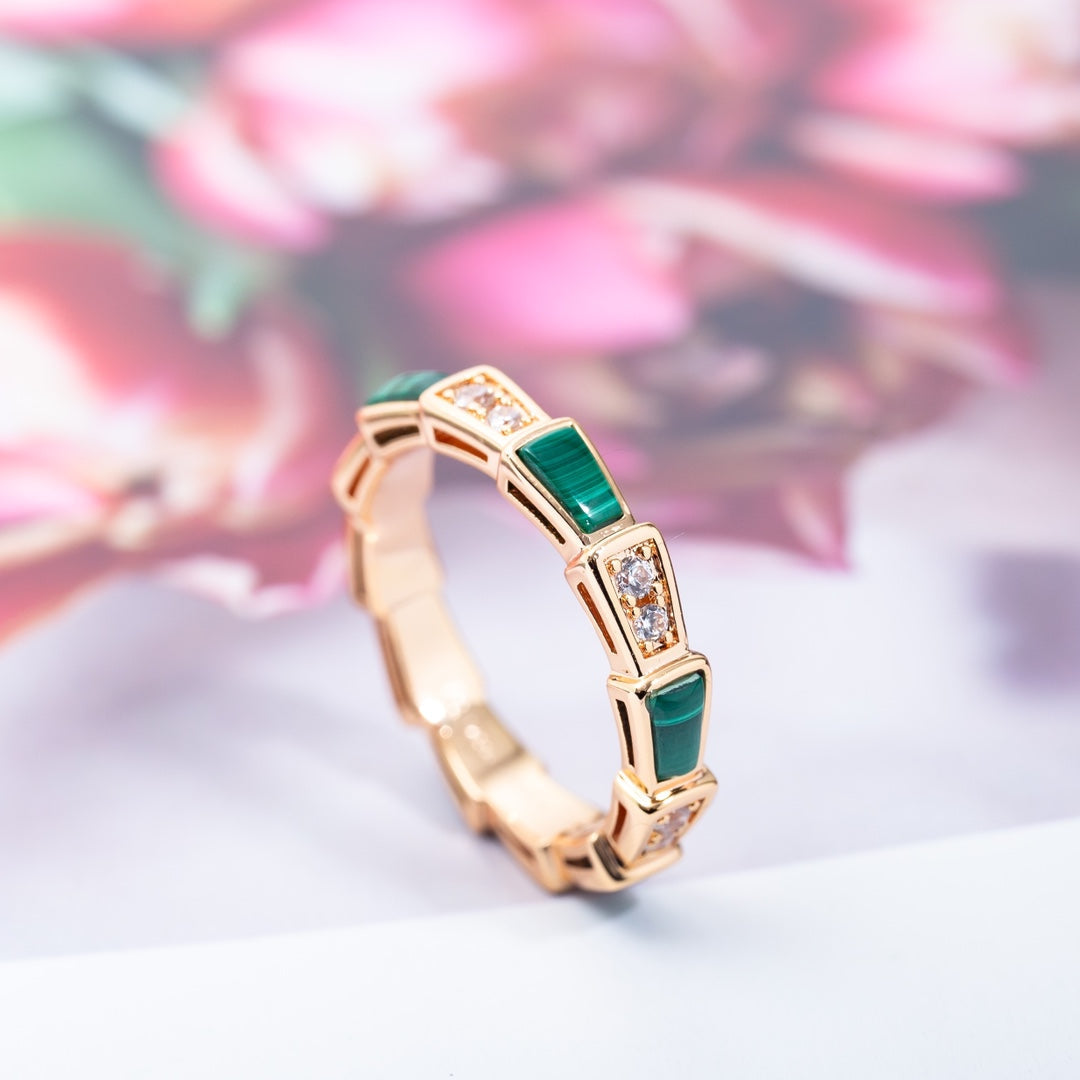 [Rose Jewels]SERPENTI RING ROSA GOLD MALACHIT DIAMANT 3MM