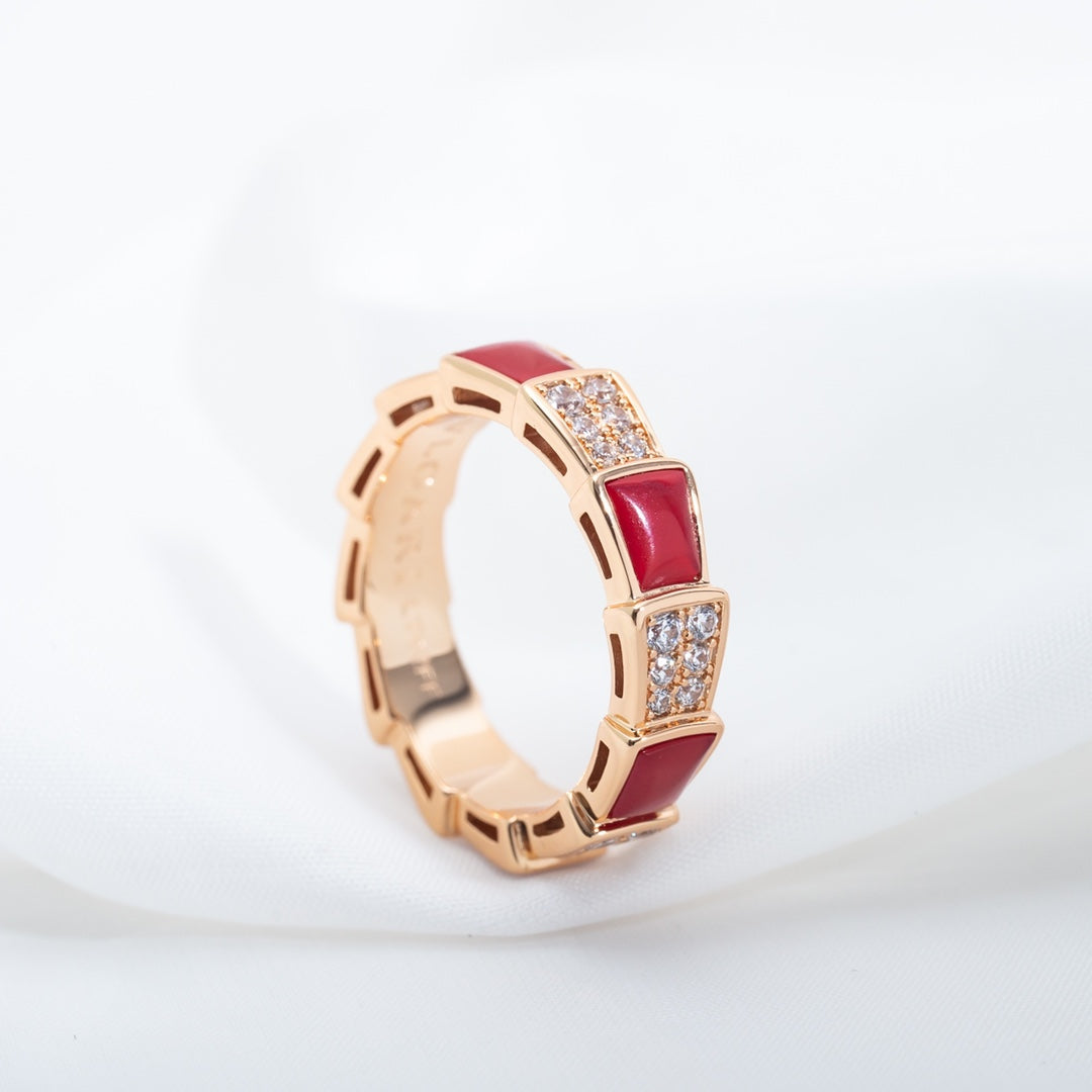 [Rose Jewels]SERPENTI RING ROTGOLD KARNEOL DIAMANT GEPAPERT 4MM