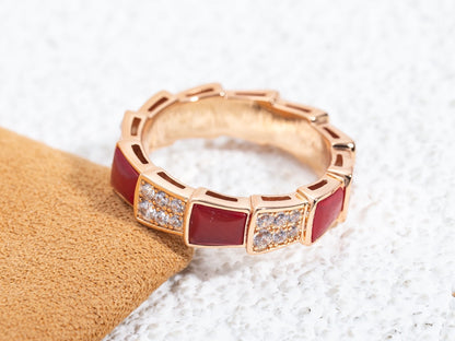 [Rose Jewels]SERPENTI RING ROTGOLD KARNEOL DIAMANT GEPAPERT 4MM