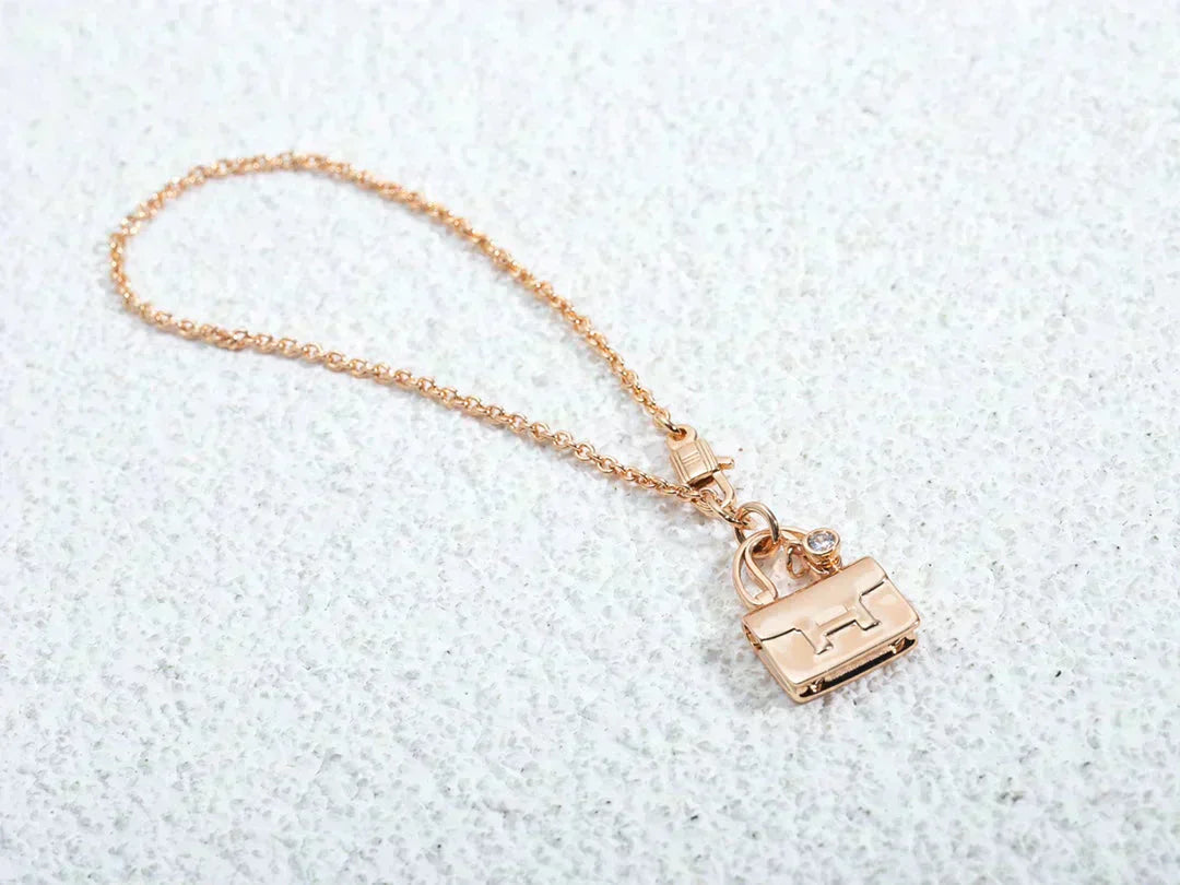 [Rose Jewels]AMULETTE PEDANT ROSE GOLD NECKLACE