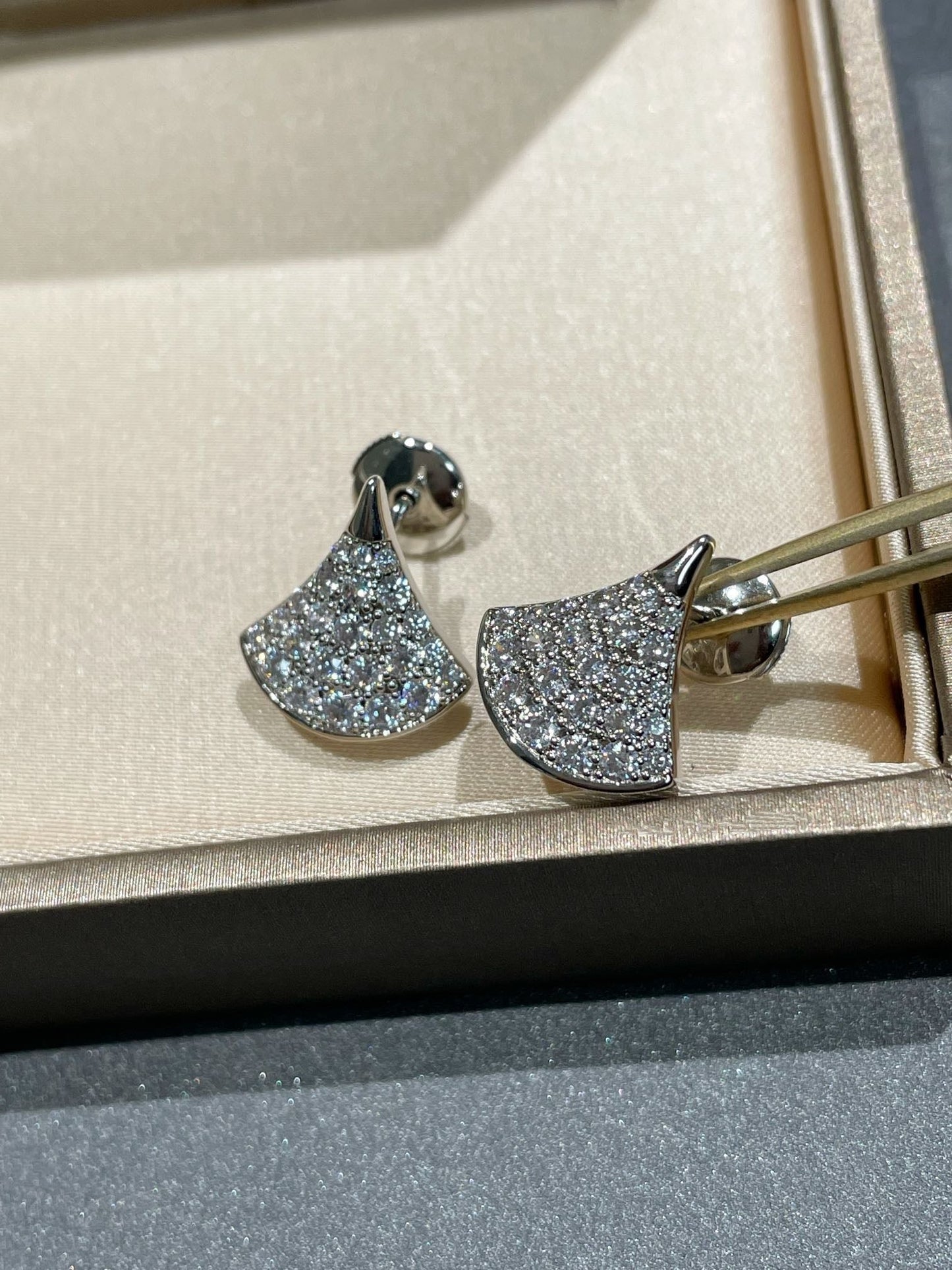 [Rose Jewels]DREAM STUD EARRINGS DIAMOND