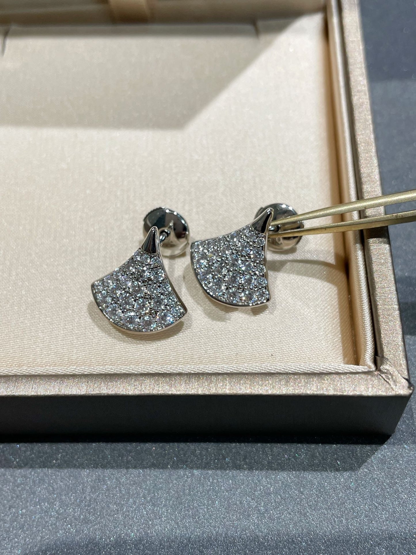 [Rose Jewels]DREAM STUD EARRINGS DIAMOND