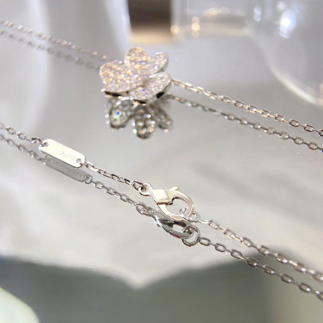 [ROSE]FLOWER DIAMOND NECKLACE