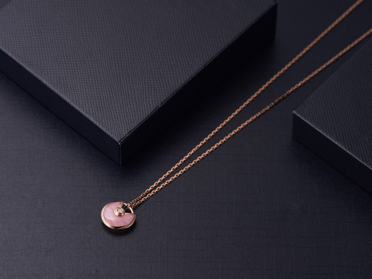 [ROSE]AMULETTE ROSE GOLD PINK MOP NECKLACE