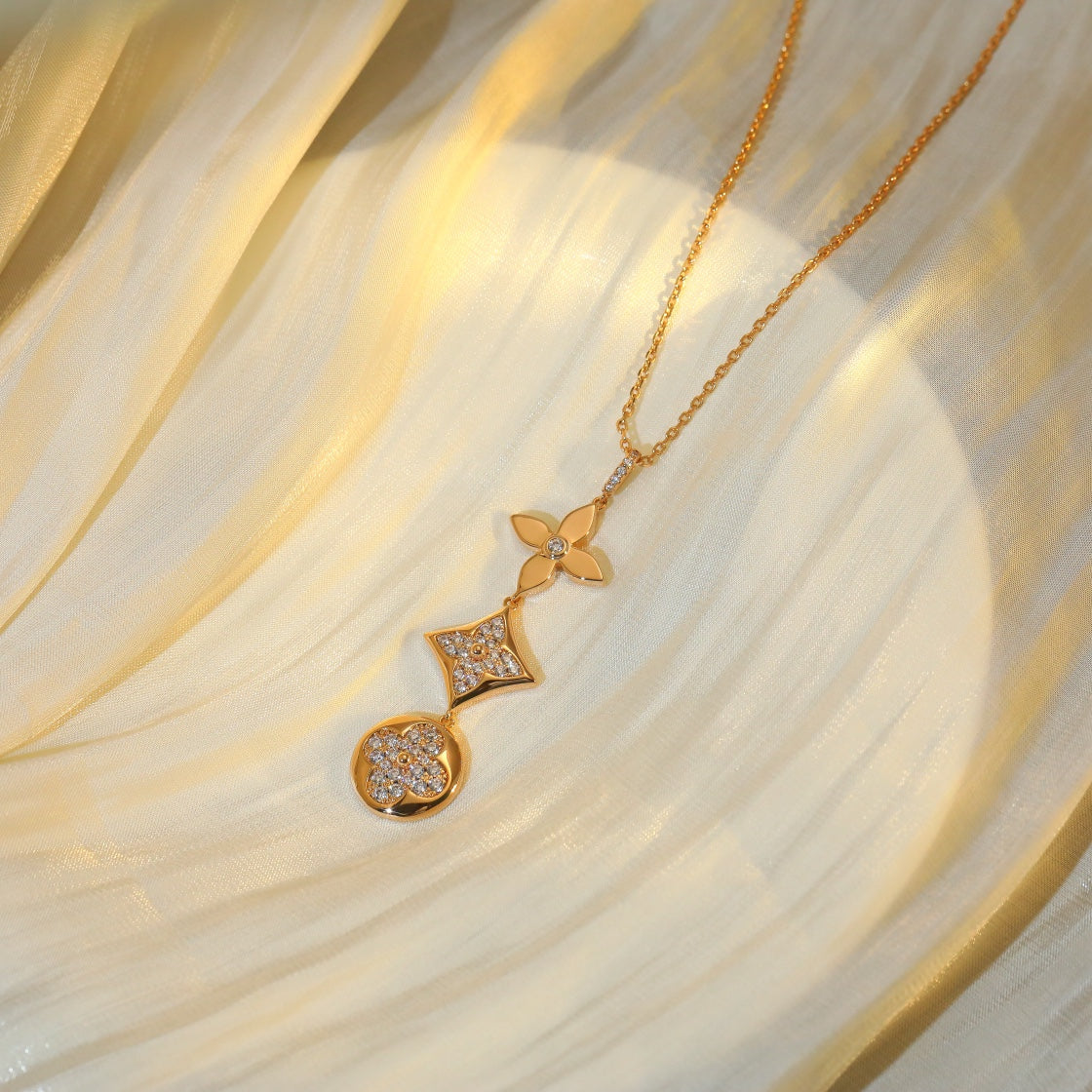 [Rose Jewels]STAR AND SUN DIAMOND PINK GOLD NECKLACE