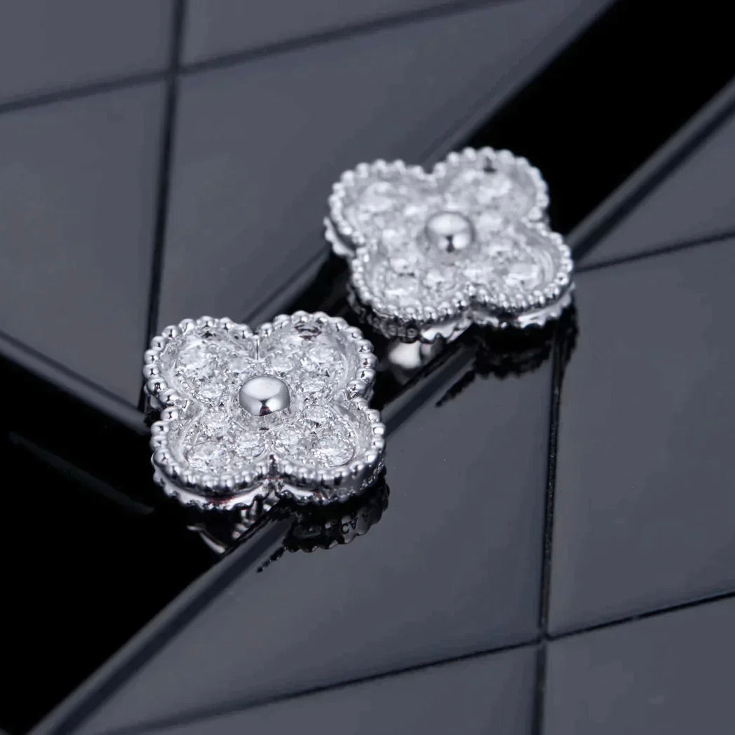 [ROSE]CLOVER 1 MOTIFS DIAMOND STUD EARRINGS SILVER