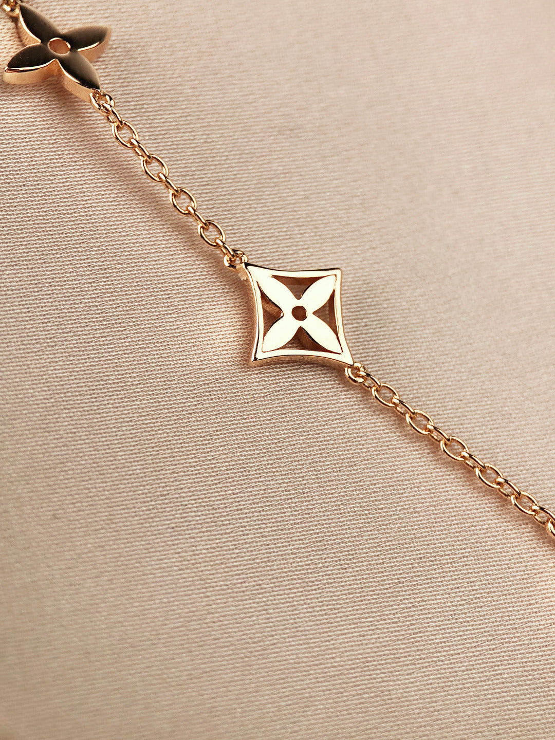 [Rose Jewels]STAR AND SUN 7 MOTIFS GOLD BRACELET