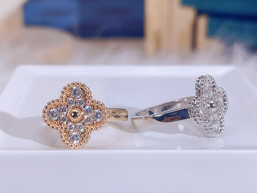 [ROSE]CLOVER DIAMOND RING