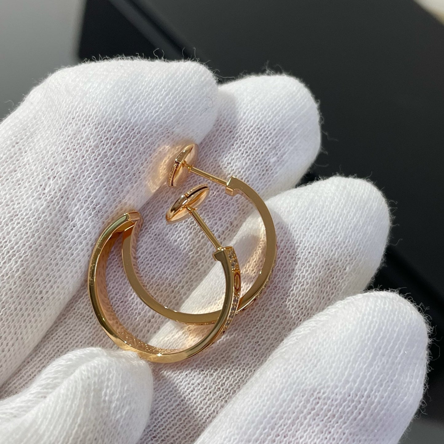 [ROSE]LOVE DIAMOND PINK GOLD HOOP EARRINGS