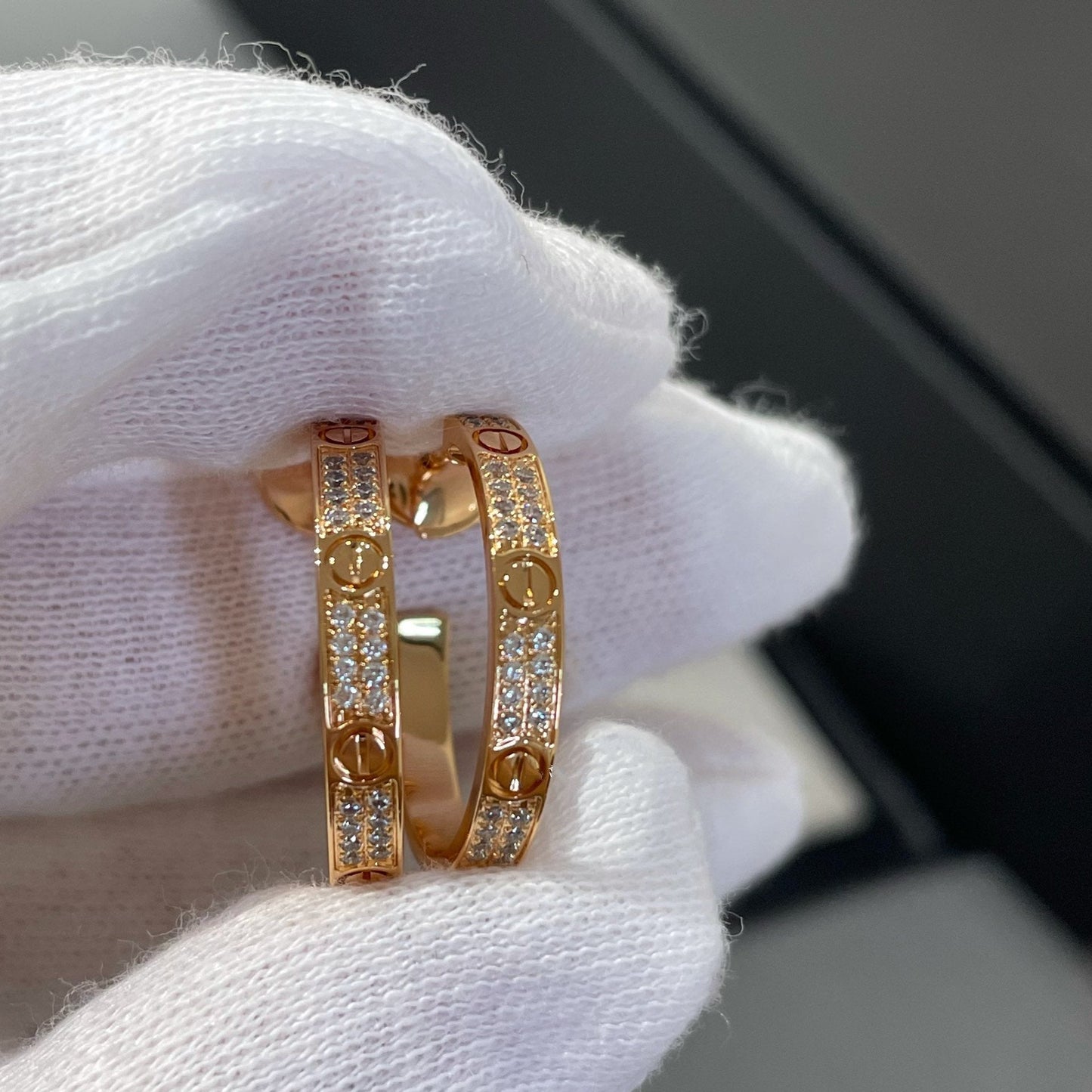 [ROSE]LOVE DIAMOND PINK GOLD HOOP EARRINGS