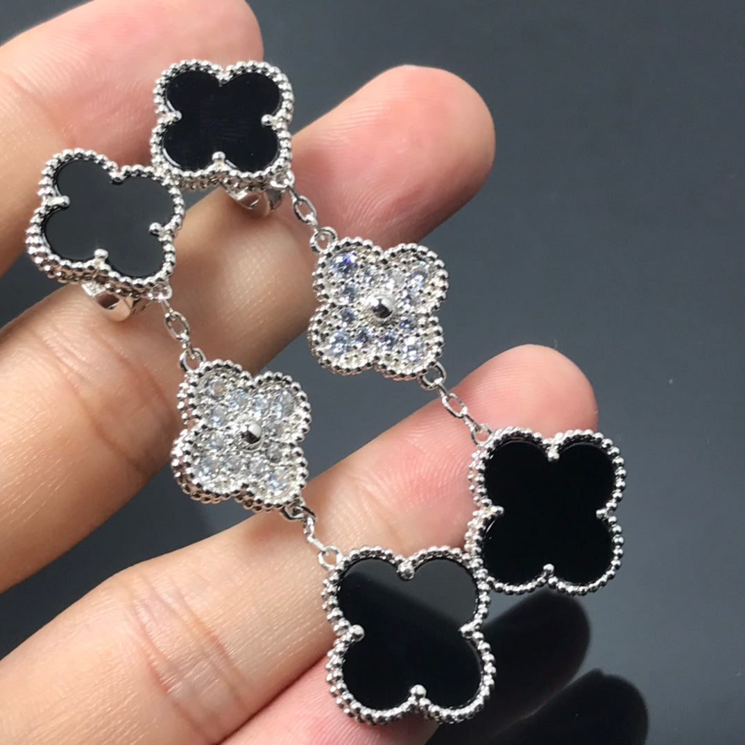 [ROSE]CLOVER 3 MOTIF DIAMOND ONYX SILVER EARRINGS