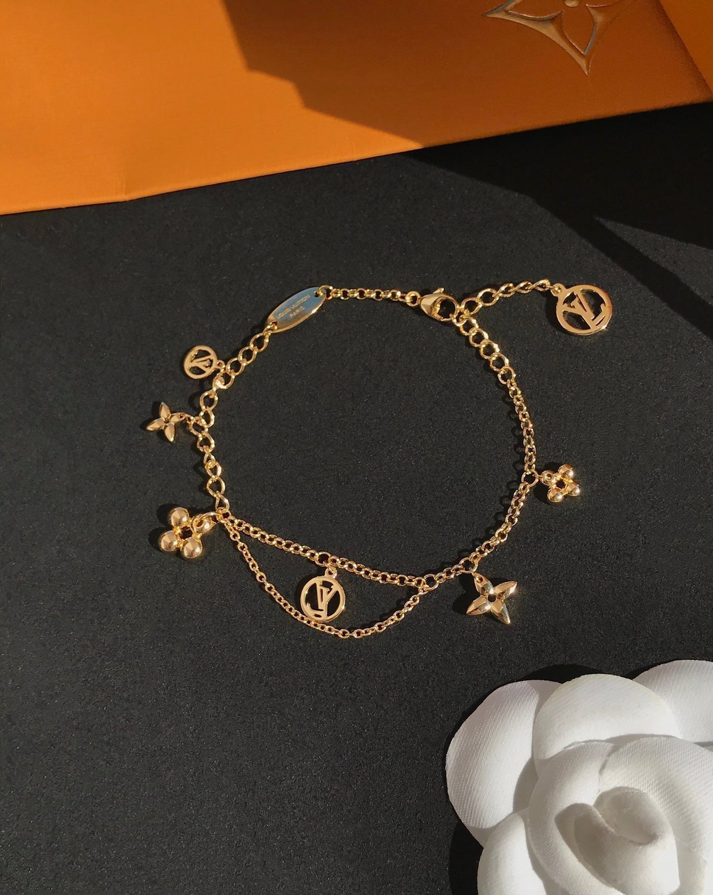 [Rose Jewels]LV BLOOMING ROSA GOLD MOP ARMBAND