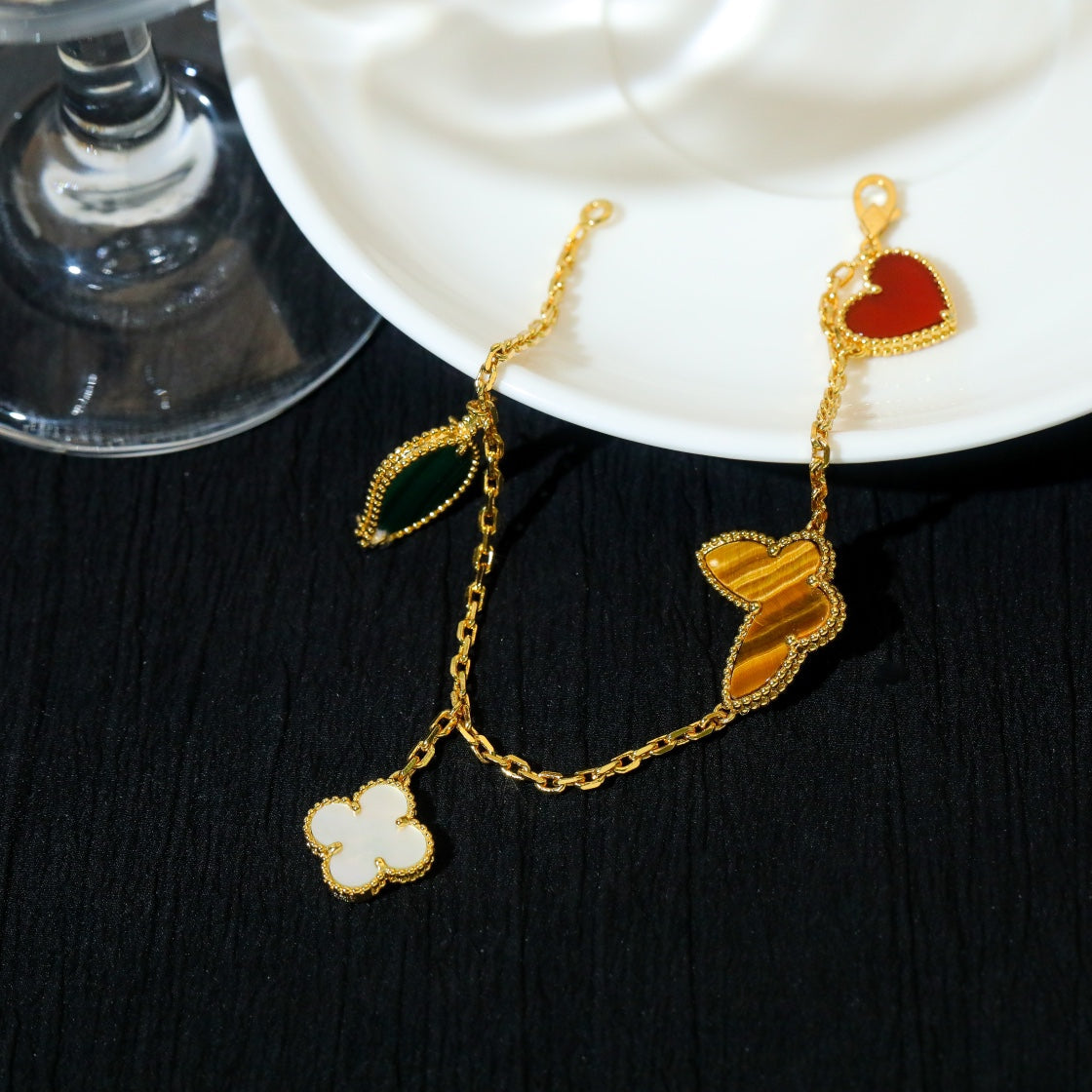 [ROSE]LUCKY SPRING 5 MOTIF GOLD BRACELET