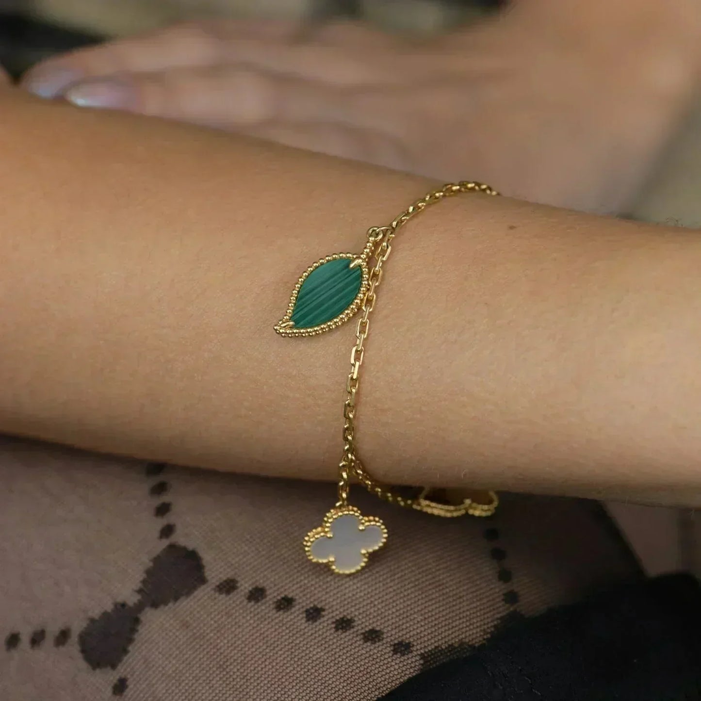 [ROSE]LUCKY SPRING 5 MOTIF GOLD BRACELET