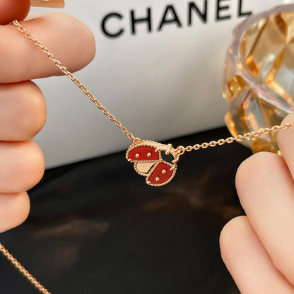 [ROSE]LUCKY  CARNELIANS LADYBUG NECKLACE