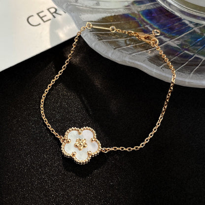 [ROSE]LUCKY WHITE MOP PLUM BLOSSOM  BRACELET