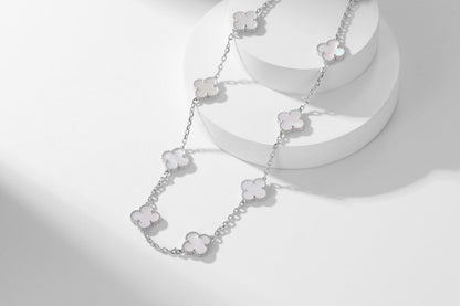 [ROSE] Clover 10 Flower White Mother of Pearl Necklace. Silver.