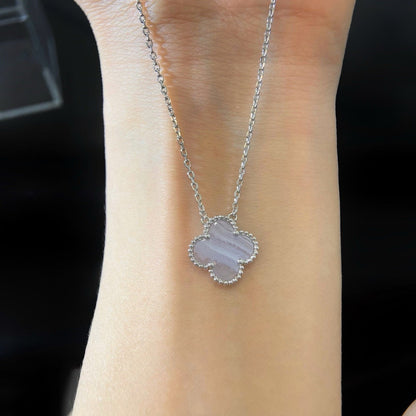 [ROSE]CLOVER 15MM BLUE CHALCEDONY NECKLACE SILVER