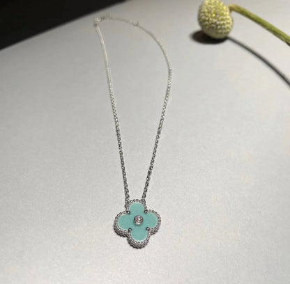 [ROSE]CLOVER 1 DIAMOND LIGHT BLUE SILVER NECKLACE