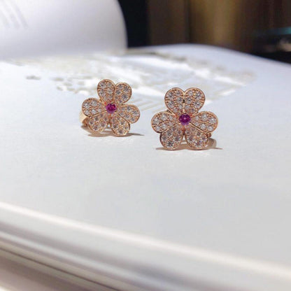 [ROSE]FRIVOLE PINK GOLD FLOWER DIAMOND EARRINGS