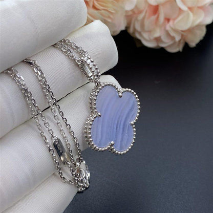 [ROSE]CLOVER SILVER CHALCEDONY BIG CLOVER NECKLACE